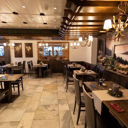 Haller'S Posthotel Riezlern Ngoại thất bức ảnh