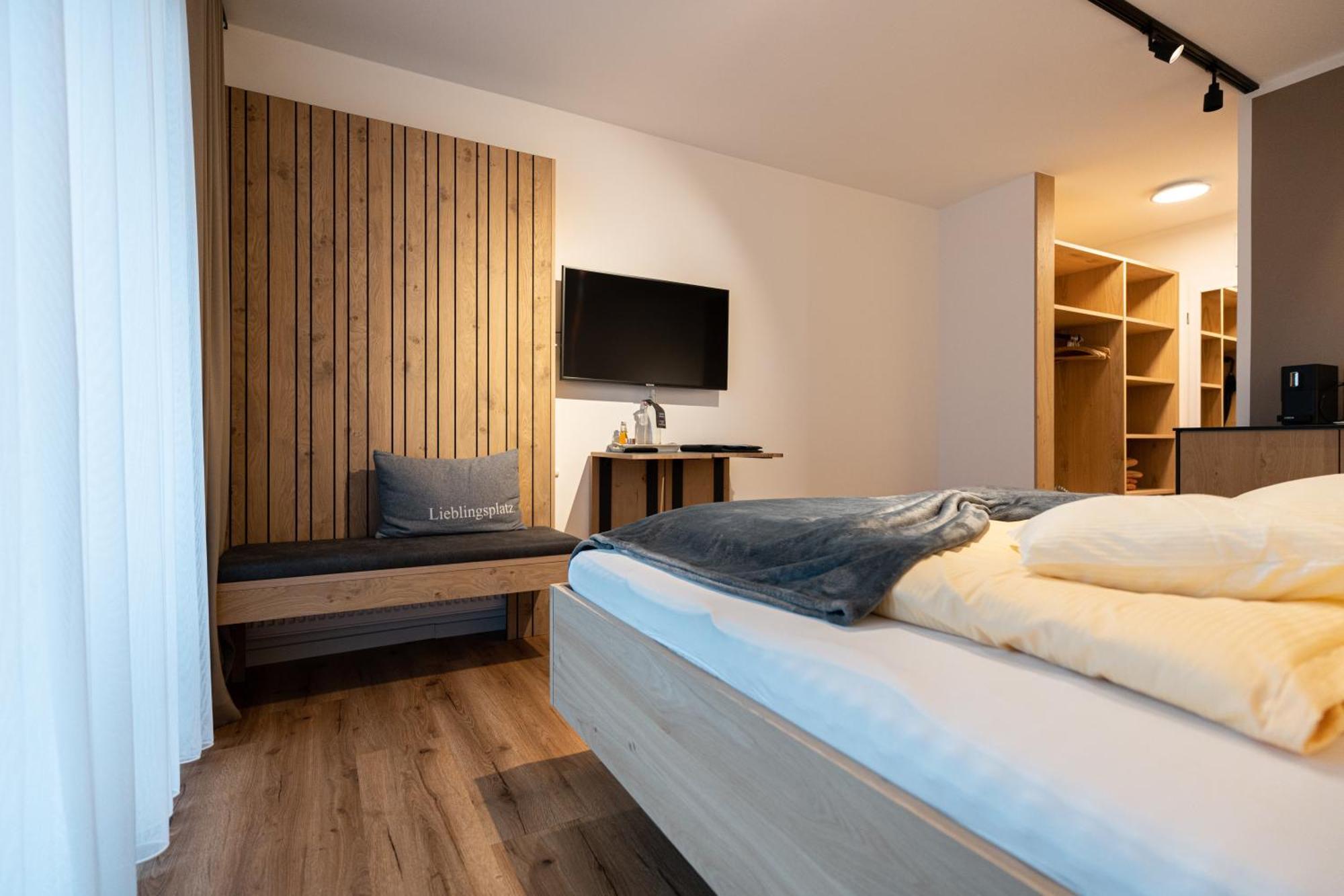 Haller'S Posthotel Riezlern Ngoại thất bức ảnh