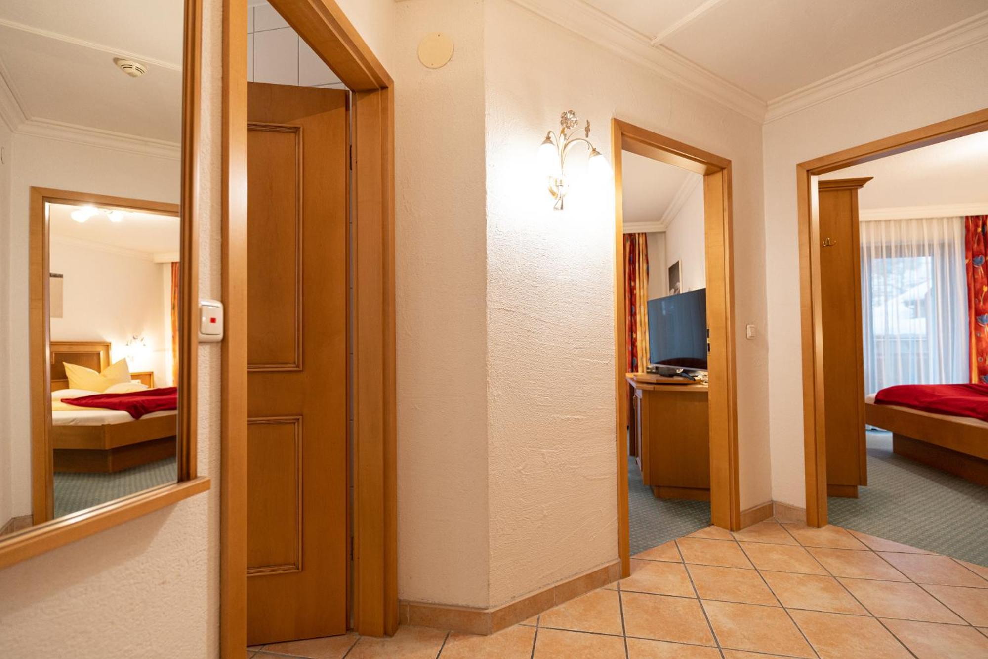 Haller'S Posthotel Riezlern Ngoại thất bức ảnh