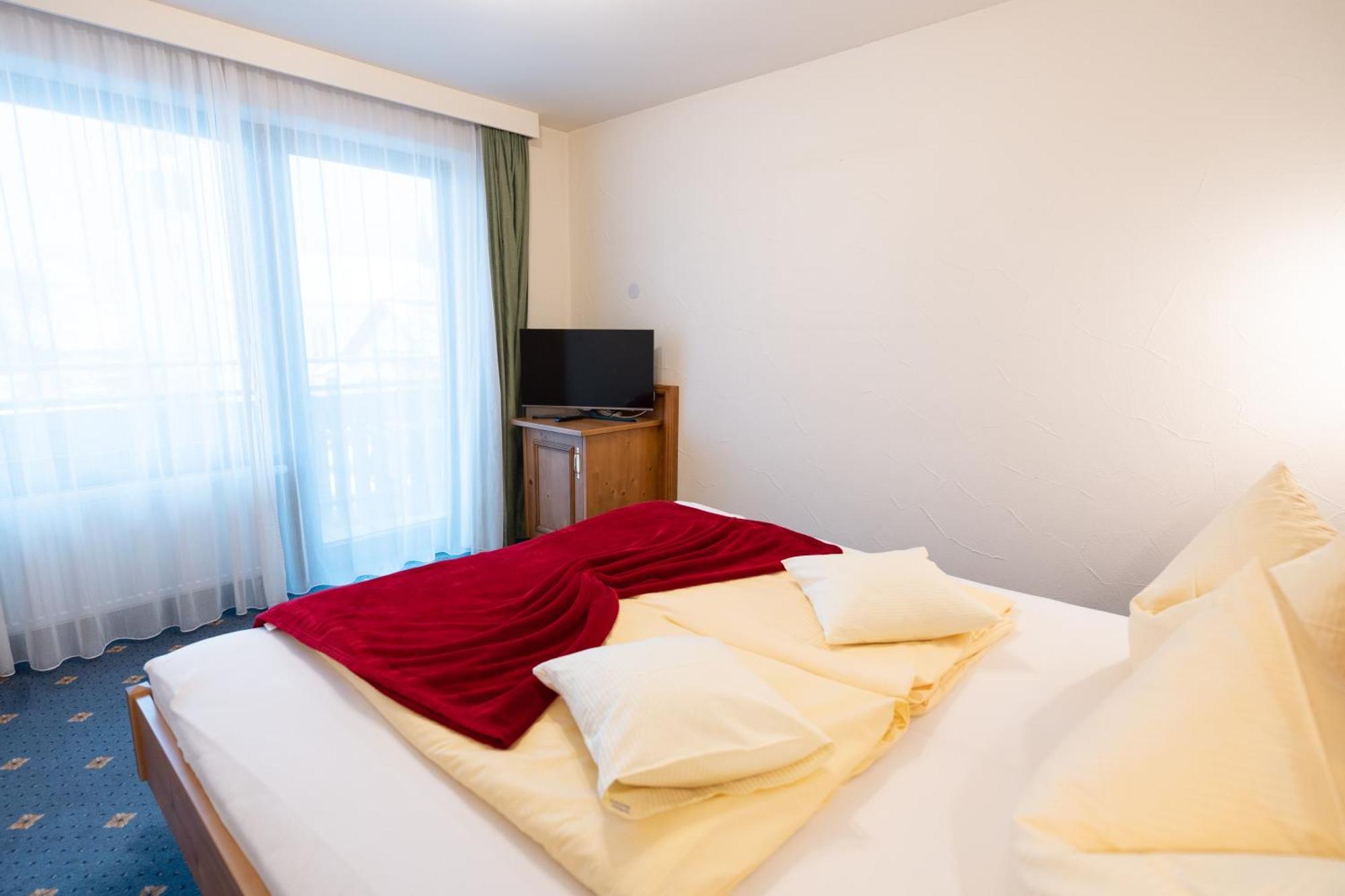 Haller'S Posthotel Riezlern Ngoại thất bức ảnh