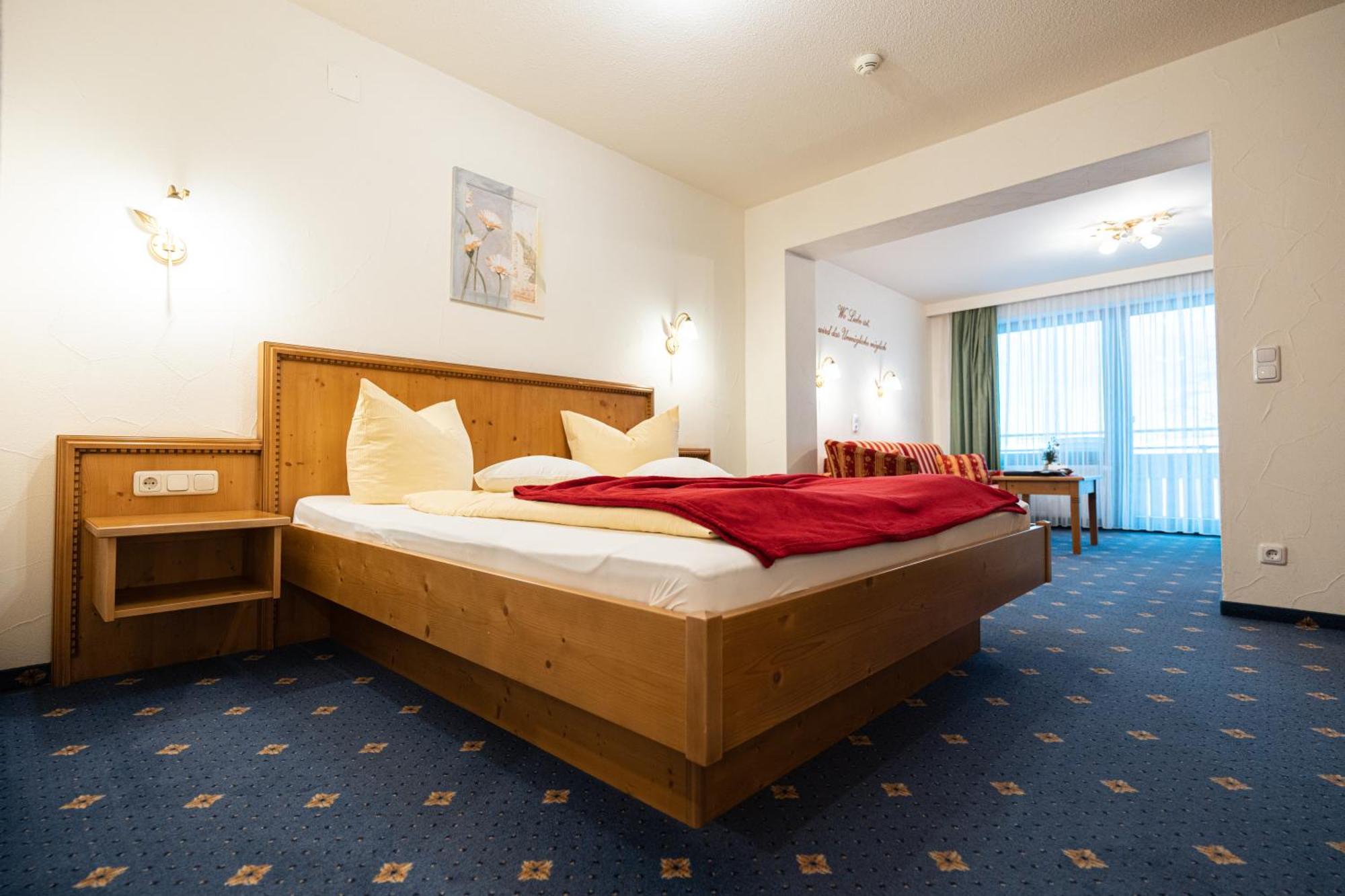 Haller'S Posthotel Riezlern Ngoại thất bức ảnh