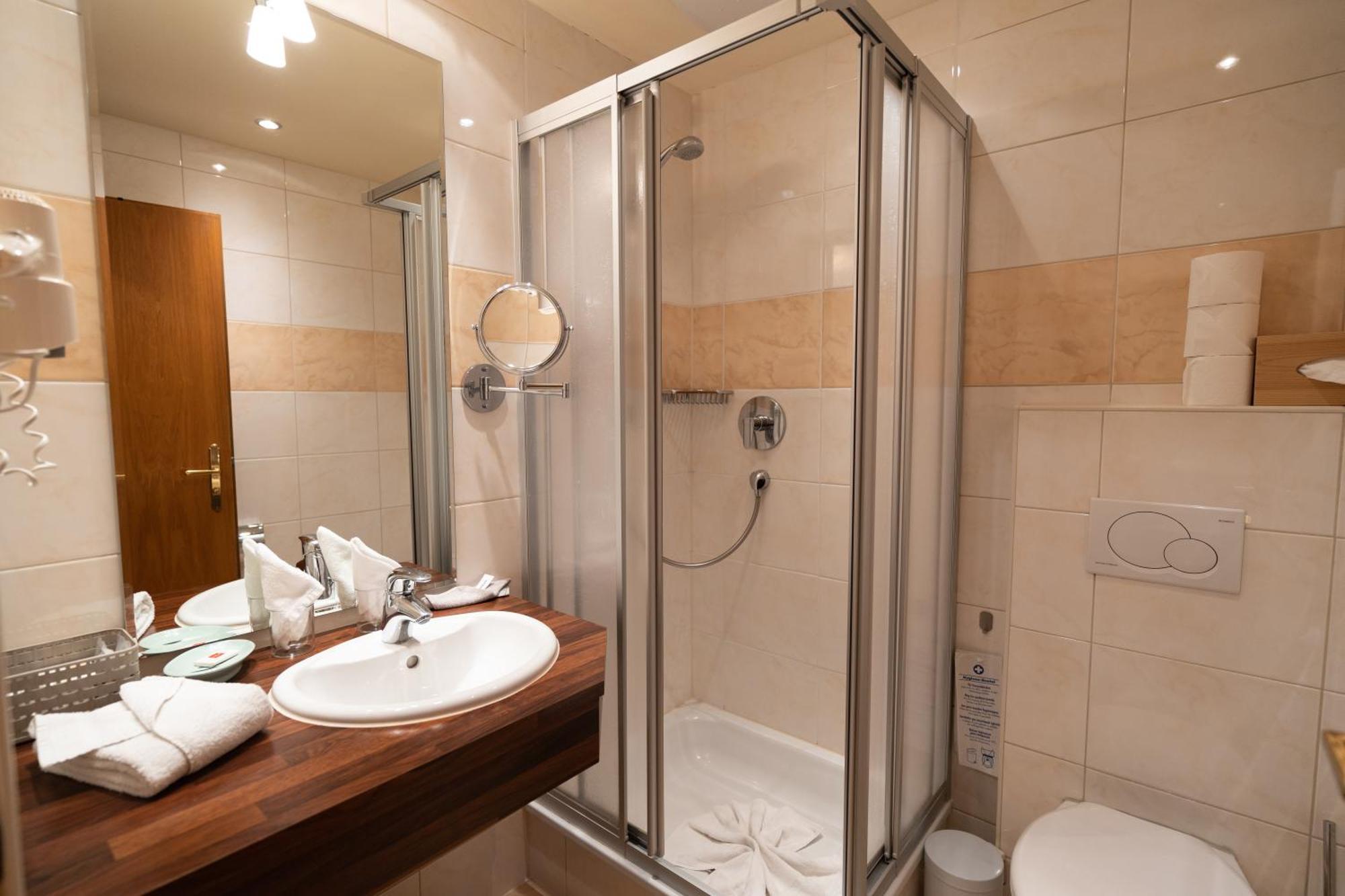 Haller'S Posthotel Riezlern Ngoại thất bức ảnh