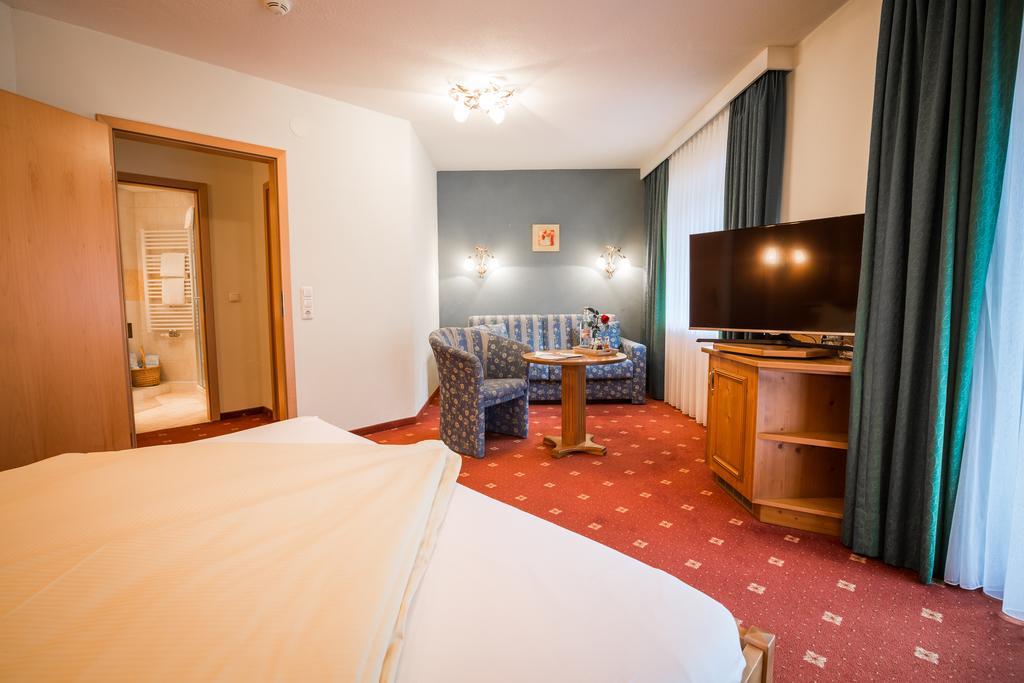 Haller'S Posthotel Riezlern Ngoại thất bức ảnh