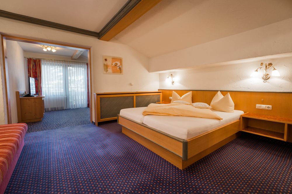 Haller'S Posthotel Riezlern Ngoại thất bức ảnh